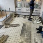 伊万里市病院内大浴場カビ取り作業